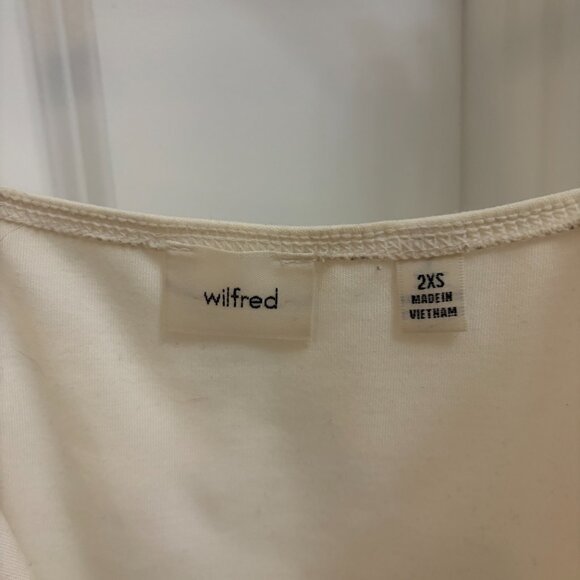 Aritzia Wilfred Personnages Ruffle Camisole Tank in WHITE - Picture 4 of 14